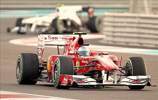 El piloto español de Ferrari, Fernando Alonso, en acción durante el Gran Premio de Abu Dabi de Fórmula Uno