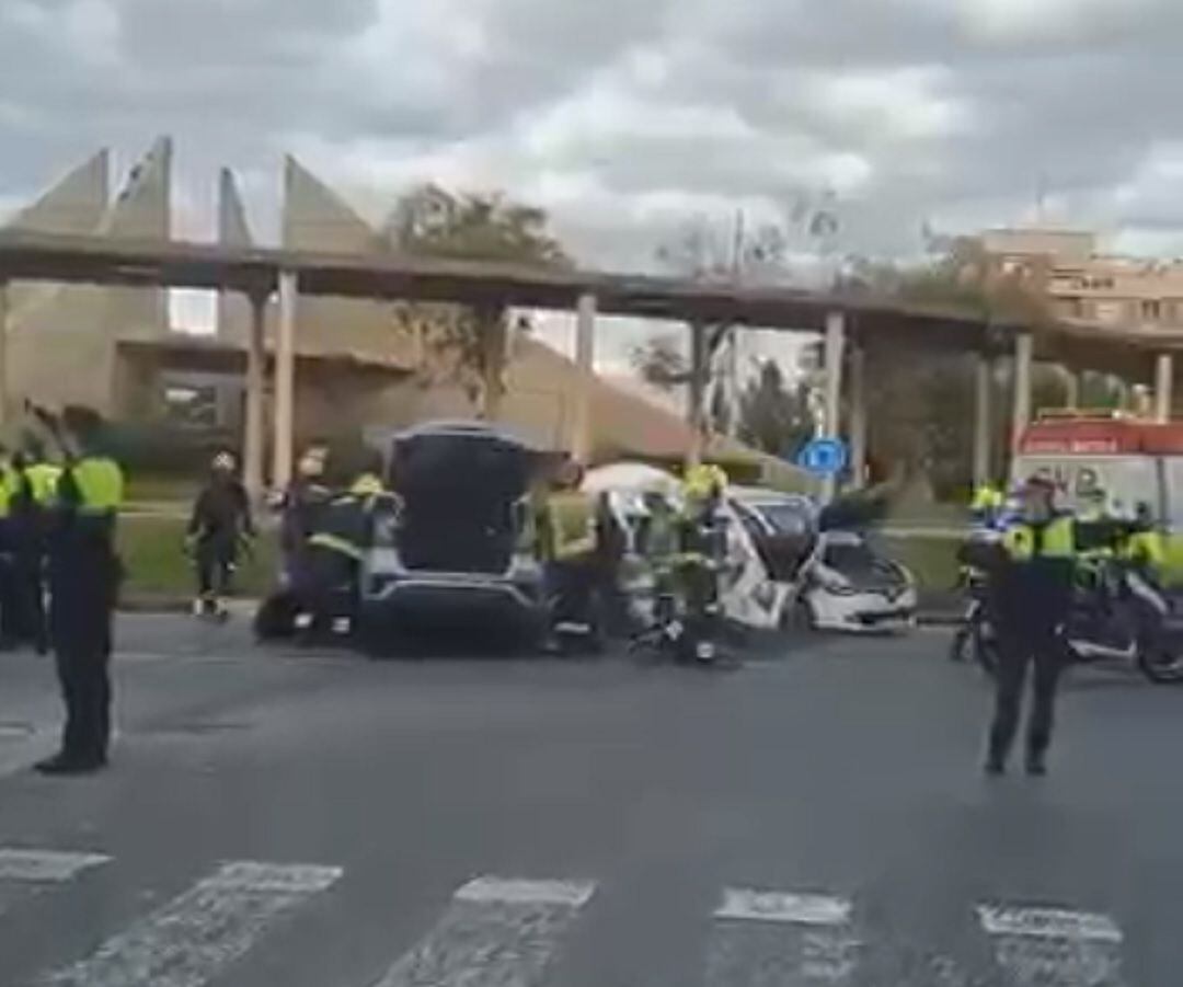 Los tres vehículos siniestrados, en la calle Teulada.