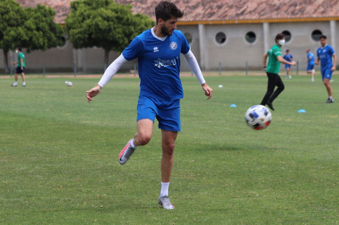 José Ignacio Goma entrenando en el campo Pepe Ravelo