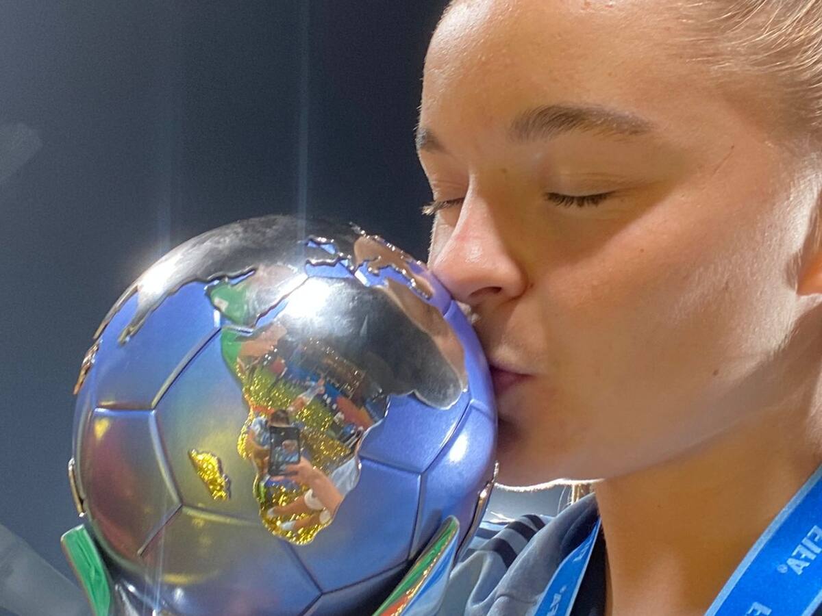 Equipos en problemas con campeonas del mundo