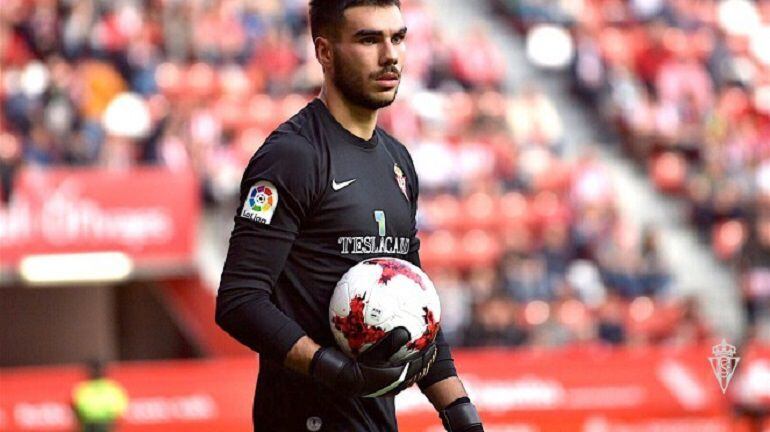 Dani Martín en su debut con el primer equipo rojiblanco.