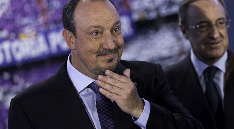 Rafa Benítez y Florentino Pérez, el día de la presentación del técnico como responsable de la primera plantilla del Real Madrid.