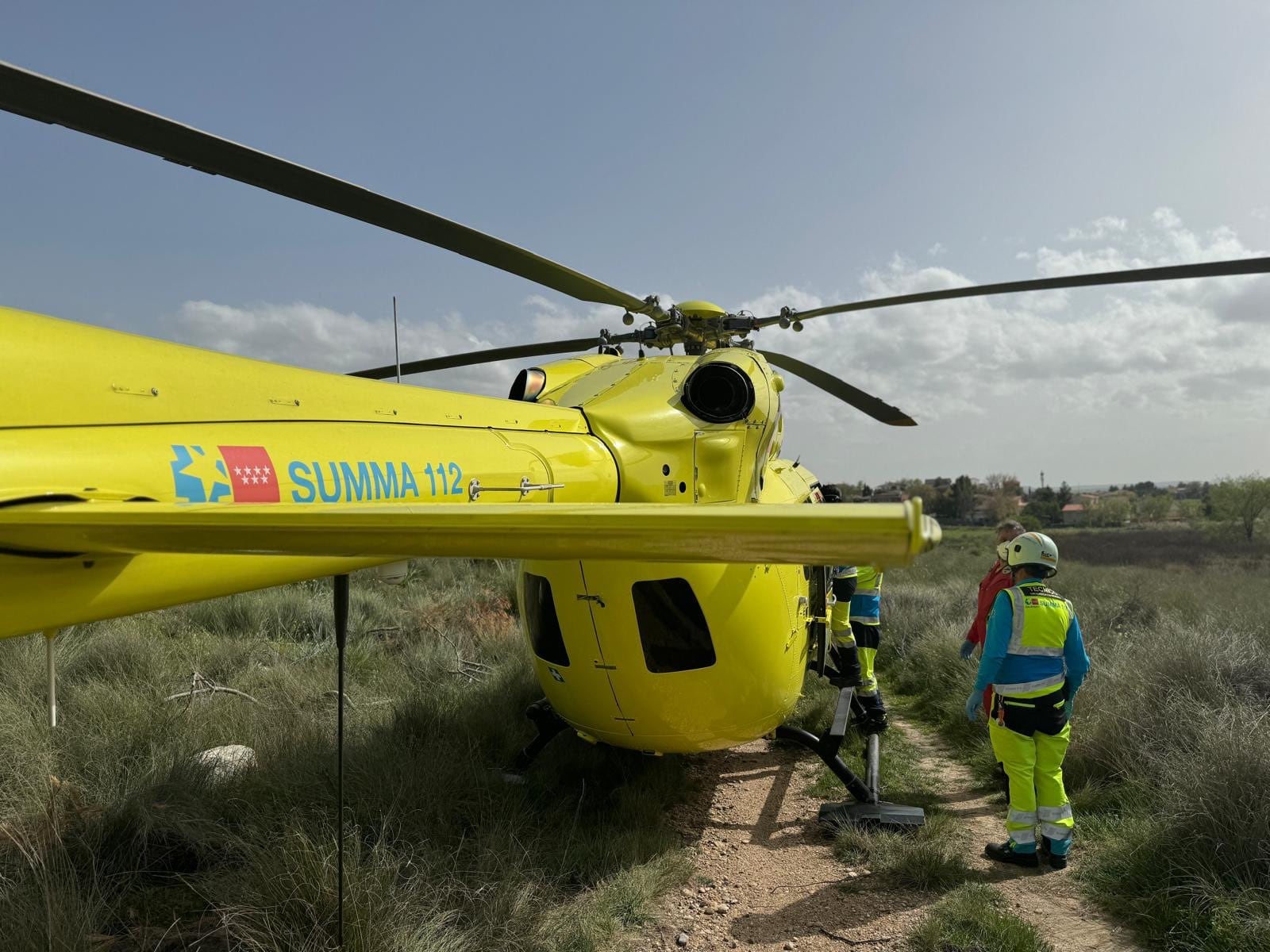 Helicóptero Summa 112