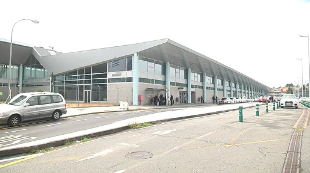 Aeropuerto de Peinador