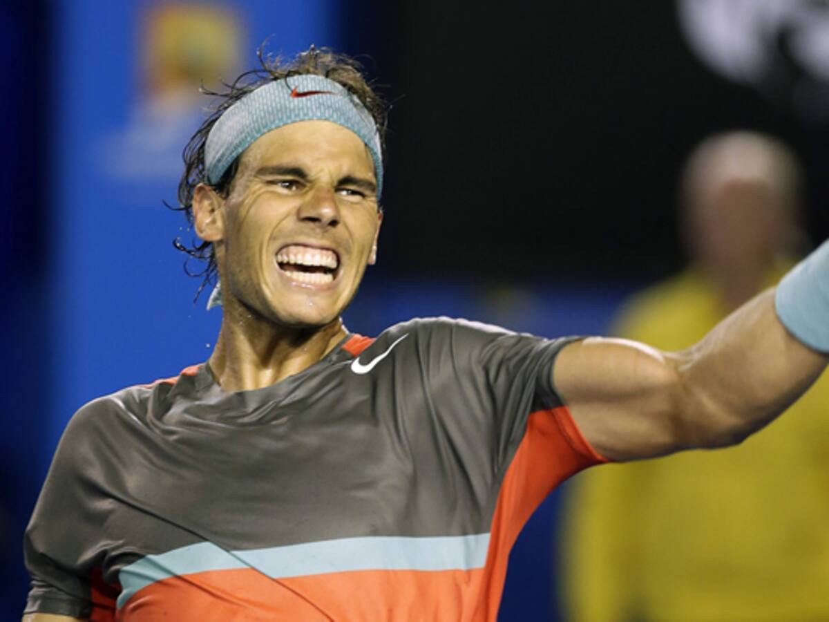 Nadal jugará la final del Open de Australia tras apabullar a Federer