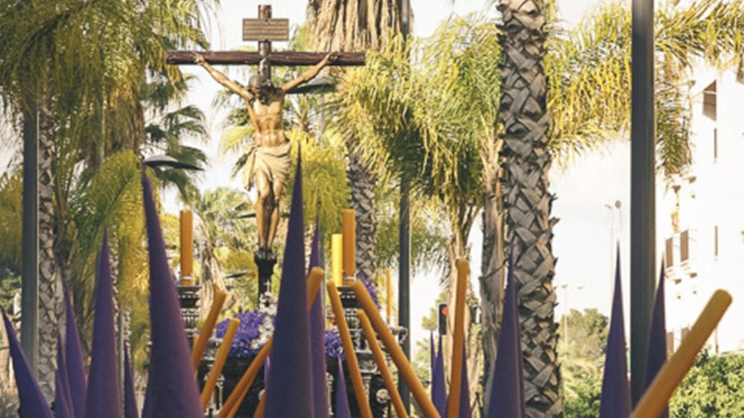 Santísimo Cristo de la Defensión el Martes Santo en su Estación de Penitencia a la Santa Iglesia Catedral