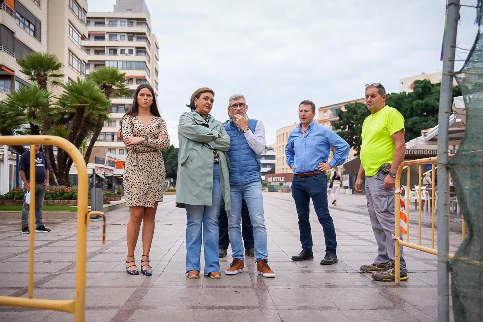 Momento de la visita durante el inicio de las obras en Torremolinos este martes