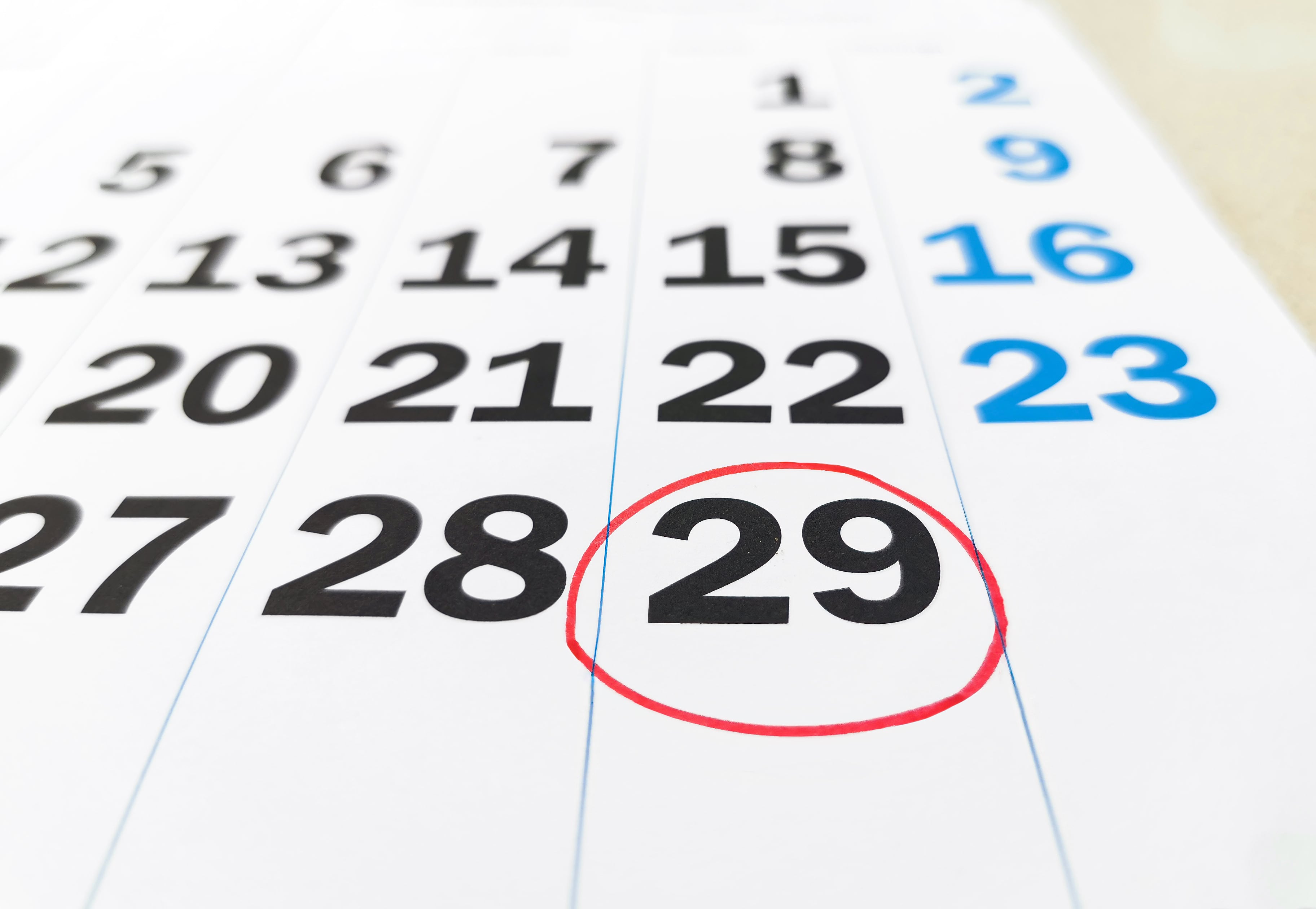 Un calendario muestra el 29 de febrero en un año bisiesto.