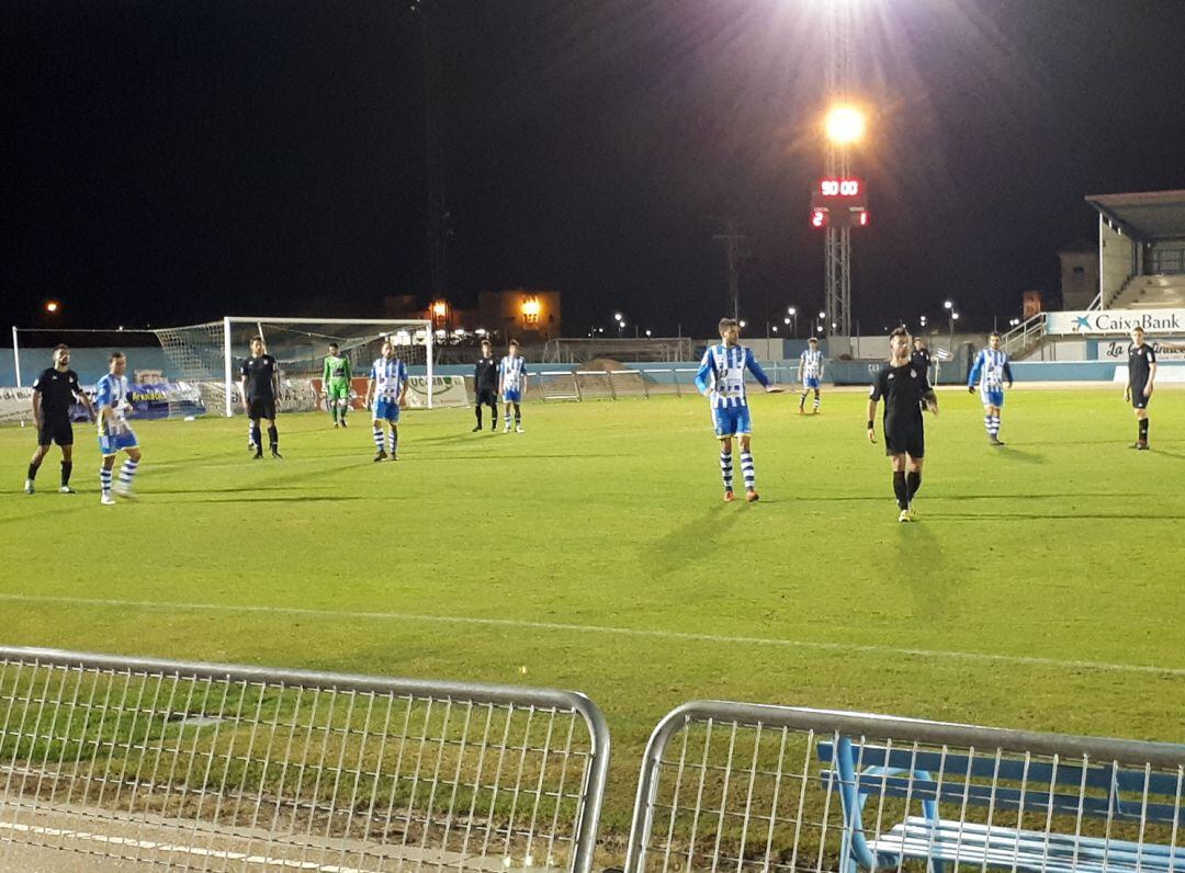 Los banquiazules cerraron el encuentro con 2-1 en el marcador.