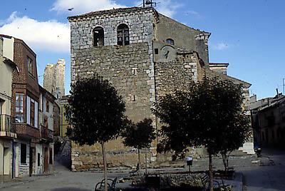 La iglesia de Hoyales de Roa figura como la de resolver con mayor urgencia sus humedades