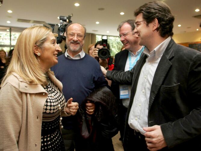 Encuentro del PP el 6 de marzo de 2010 con la ministra Ana Pastor, Javier León y Alfonso Fernández Mañueco