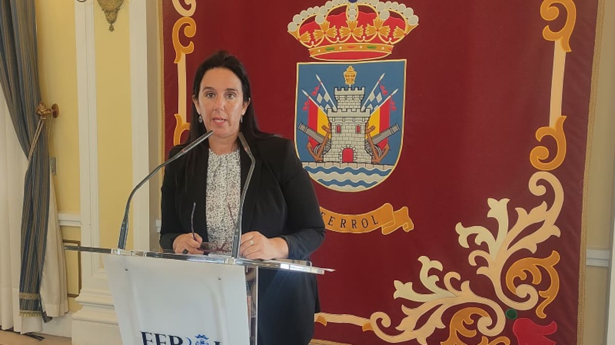 Eva Martínez dice adiós al Concello de Ferrol