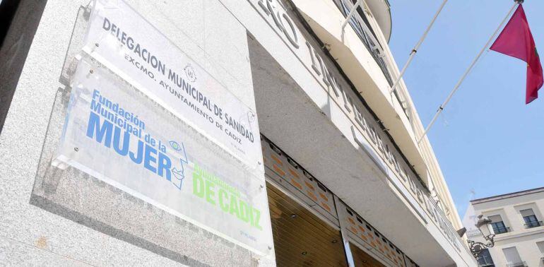 Fachada de la Fundación Municipal de la Mujere de Cádiz