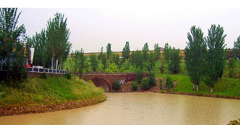 El arroyo de la Vega a su paso por la localidad de Alcobendas