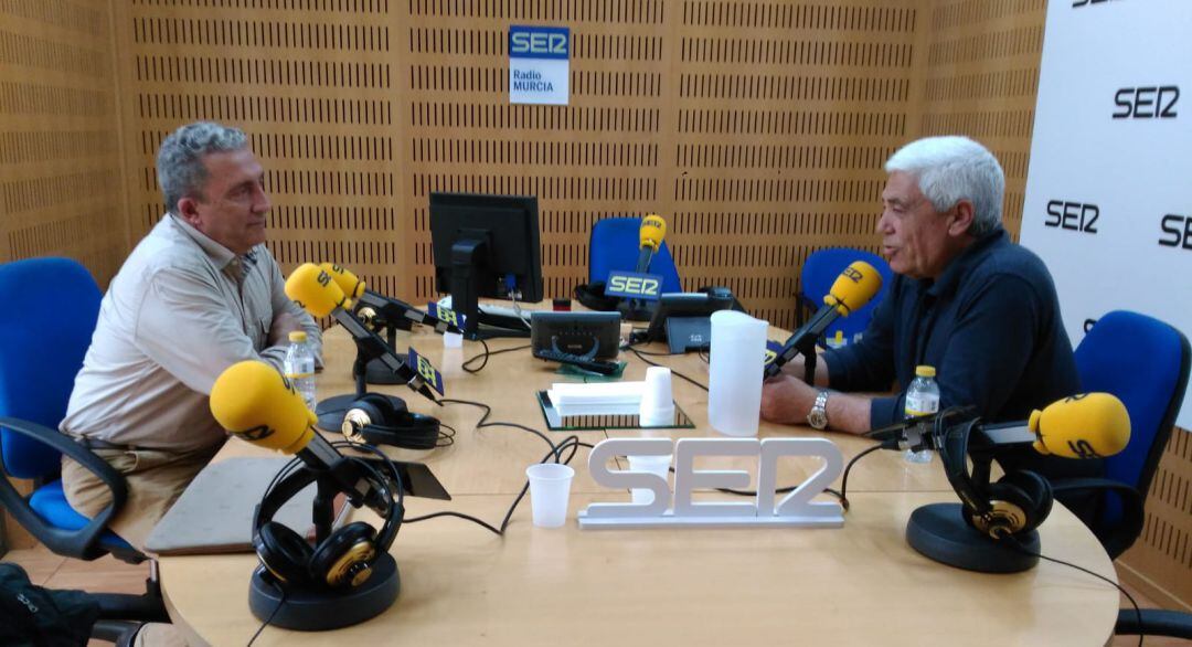 El Dr. Miguel Ángel Rodríguez y el Dr. José Martínez