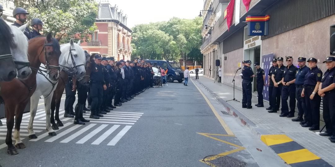 Cuerpo de policia en la presentación del nuevo dispositivo de seguridad para los sanfermines