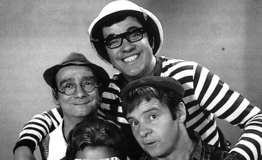 Félix Casas (camiseta de rayas) y sus compañeros de &#039;Los Chiripitifláuticos&#039;.