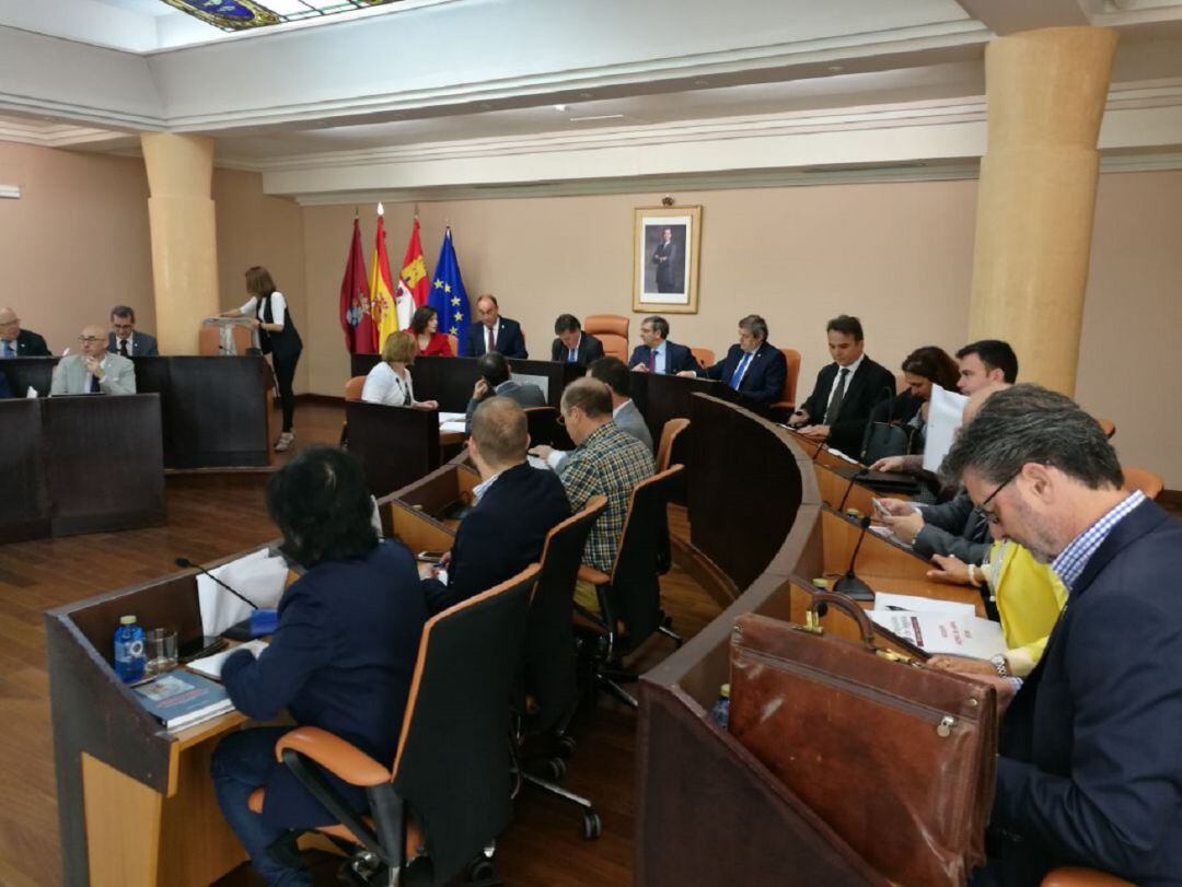 Pleno de la Diputación de Segovia