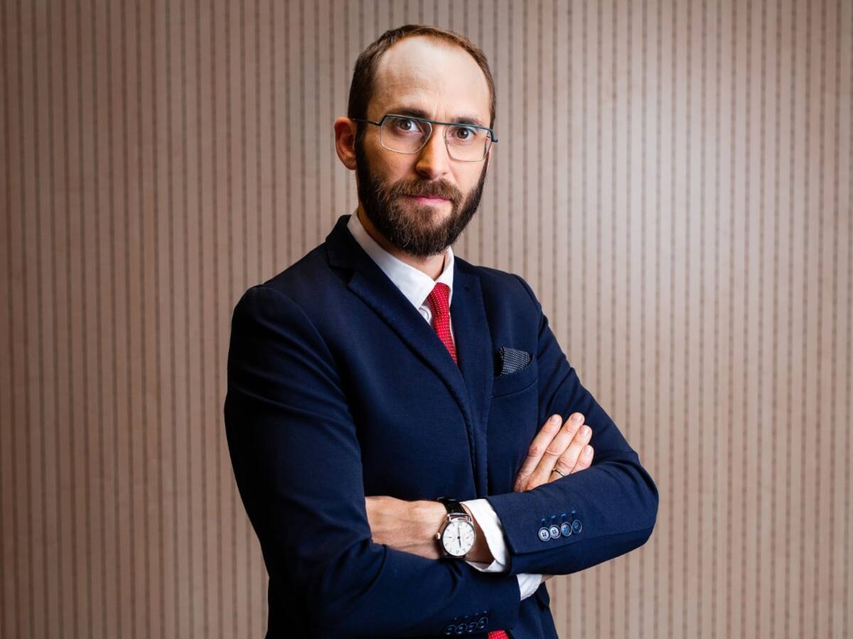 ATP Iluminación: Farolas para 80 países desde Arre