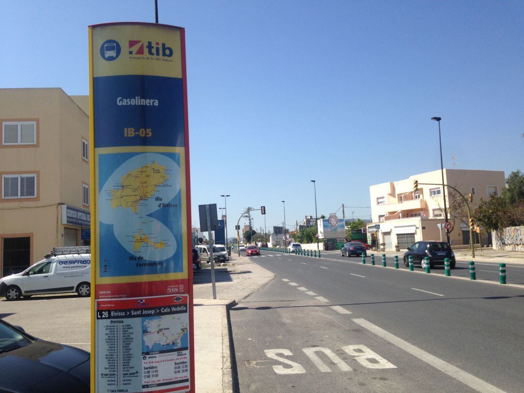 Imagen de archivo de una parada de bus