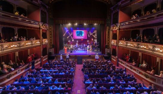 El Teatro Principal de Vitoria, lugar de estrenos y galas de festival