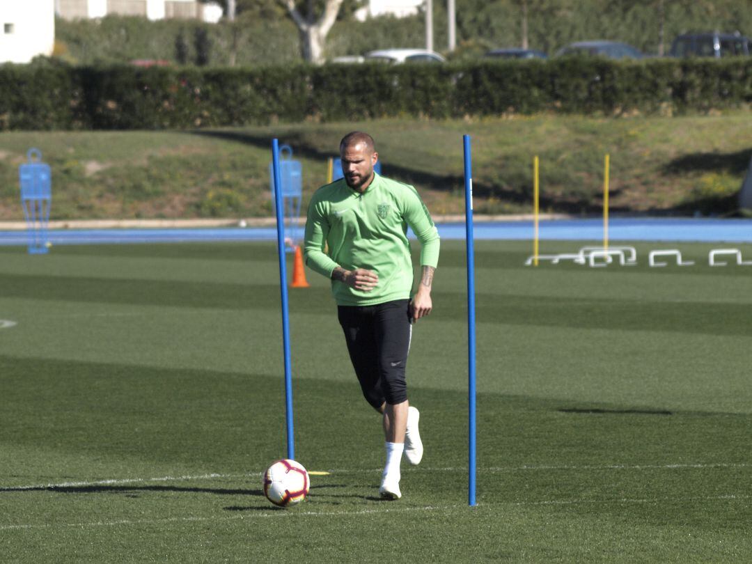 Nano González ha entrenado con normalidad.