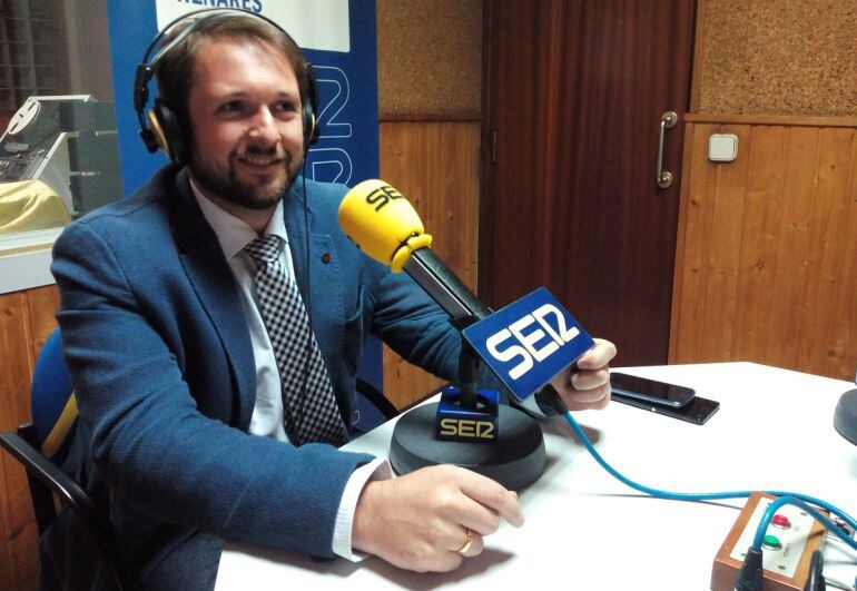 El portavoz del PP en Alcalá de Henares, Víctor Chacón