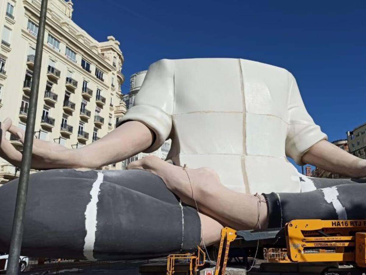 Junta Central Fallera pide que los casales no se conviertan en "bares alternativos", pero defiende reuniones