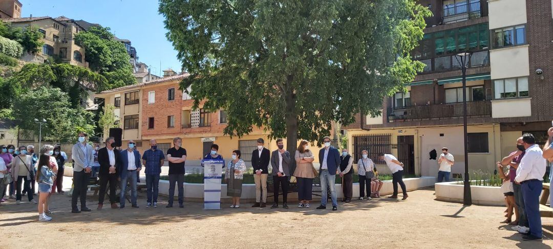 Momento de la inuaguración de la plaza