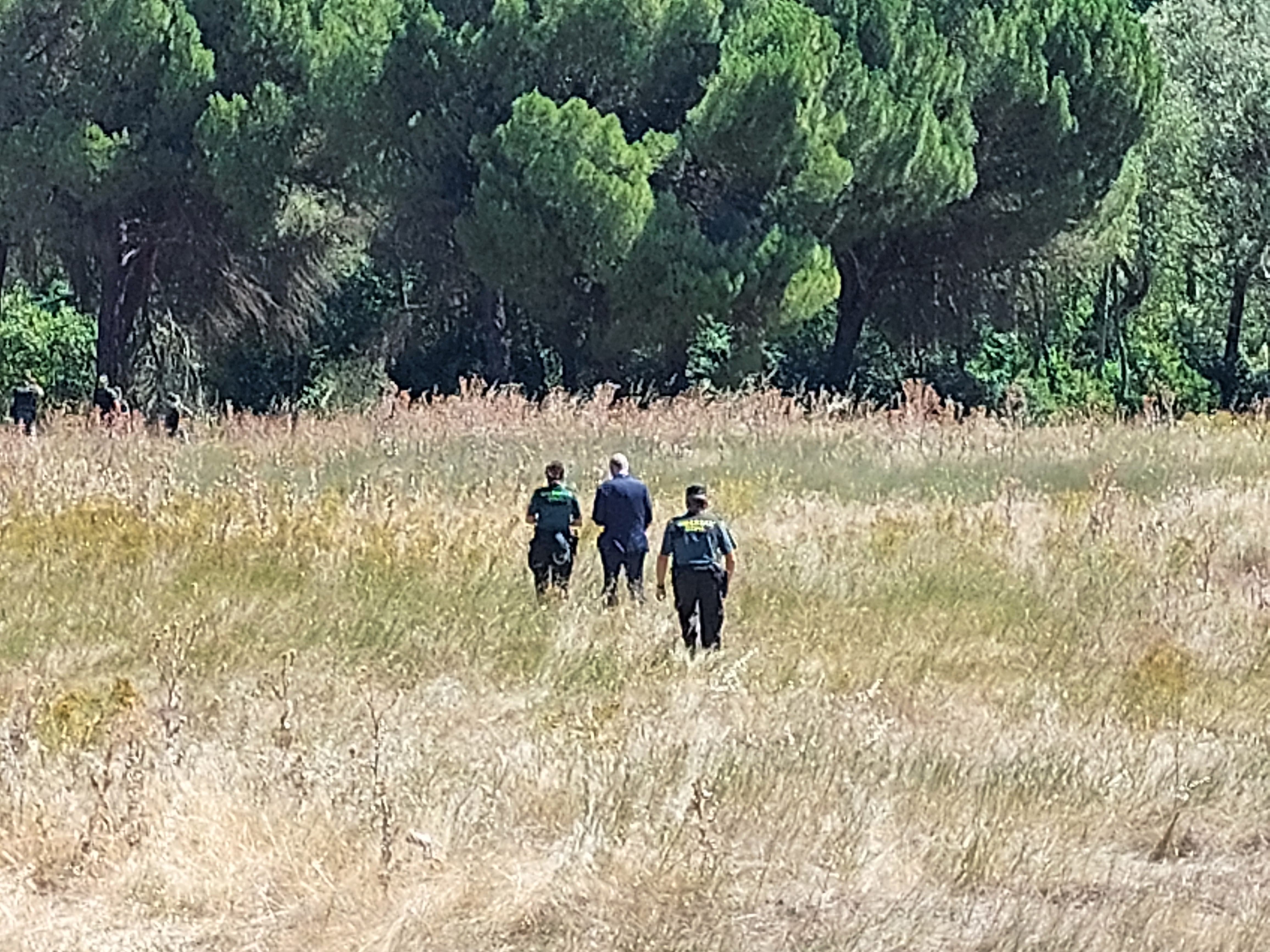 Jacinto Canales, Subdelegado del Gobierno, acompaña a los efectivos de la Guardia Civil en las tareas de búsqueda