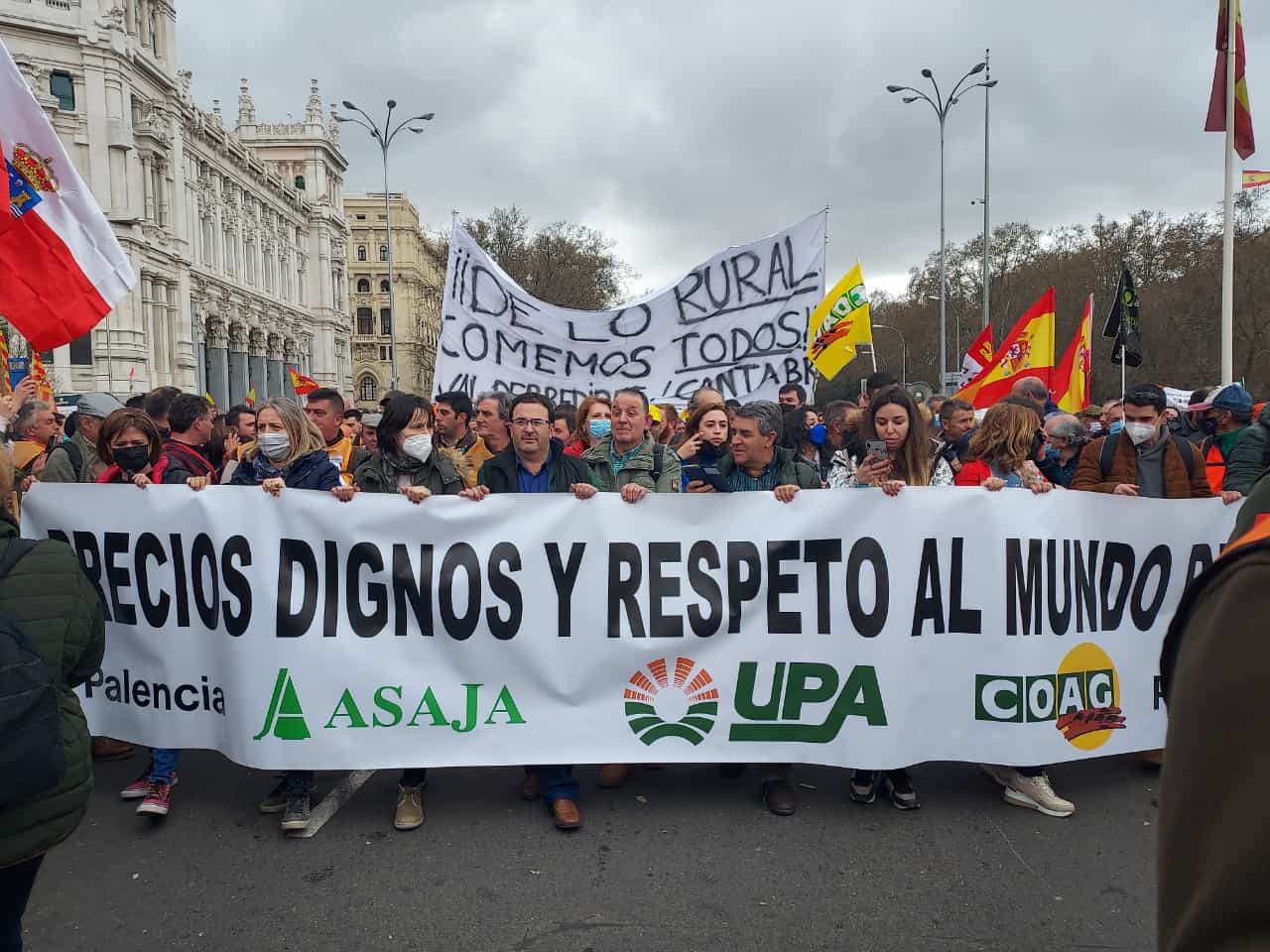 Agricultores y ganaderos palentinos en Madrid