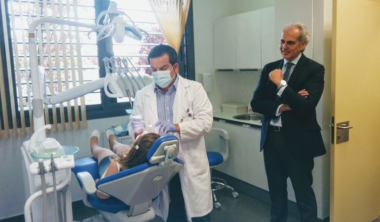 Entre los nuevos servicios del centro están el de Salud Bucodental