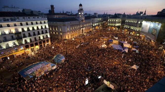 Acampada 15M en la puerta del Sol