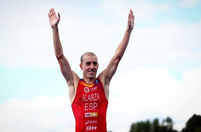 El deportista se retira a los 32 años y tras numerosas victorias a sus espaldas/@fernando_alarza