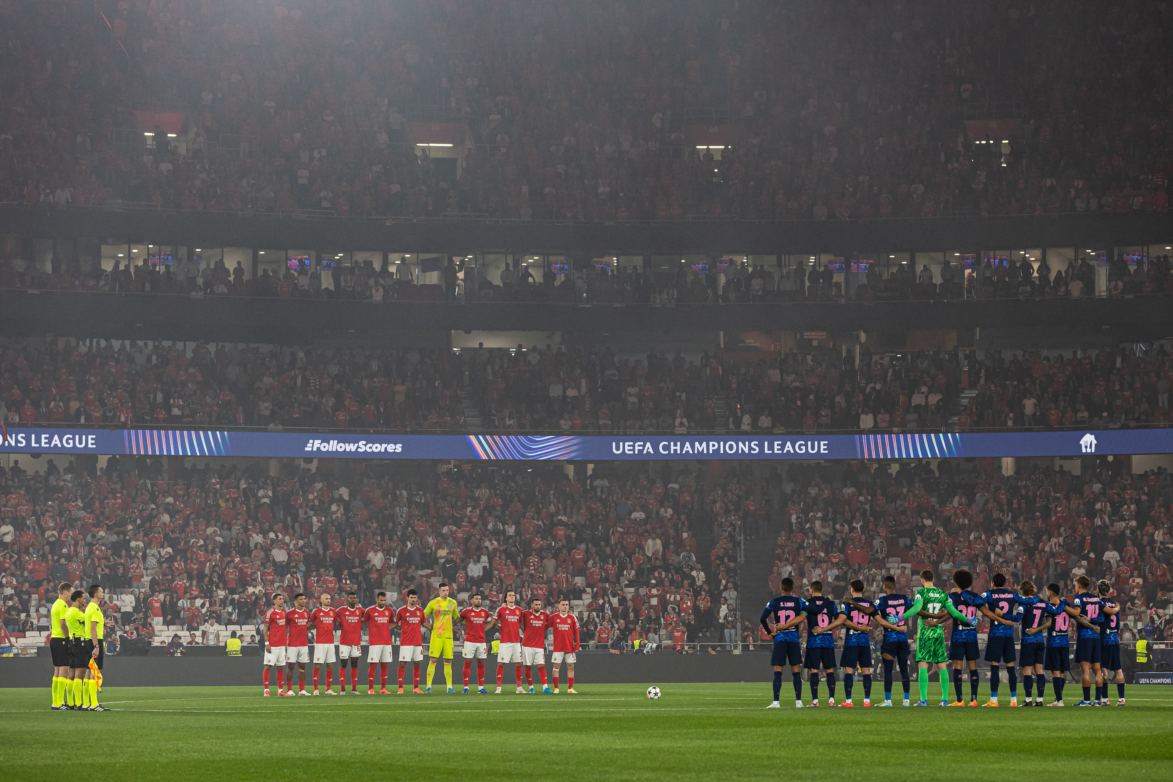 Ambos equipos, en la previa del Benfica - Atlético de Madrid