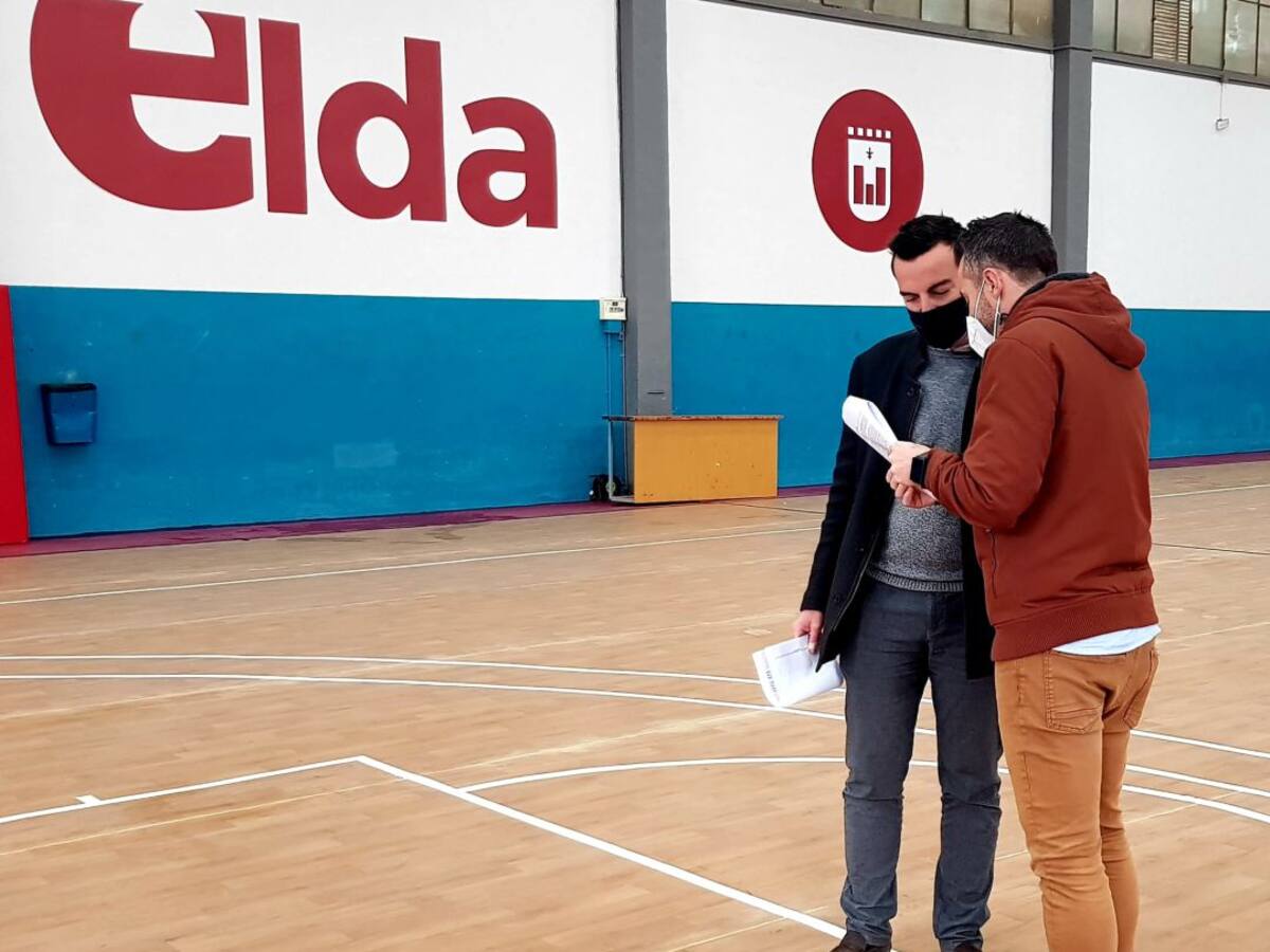Elda reabre el pabellón Juan Carlos Verdú y empieza el acondicionamiento de la Pista Azul