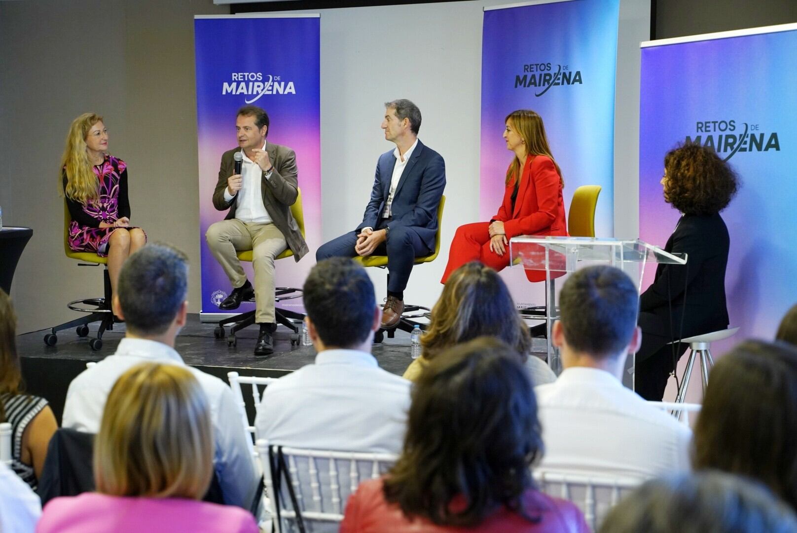 Antonio Conde en la jornada inaugural del ciclo ‘Los retos de Mairena&#039;