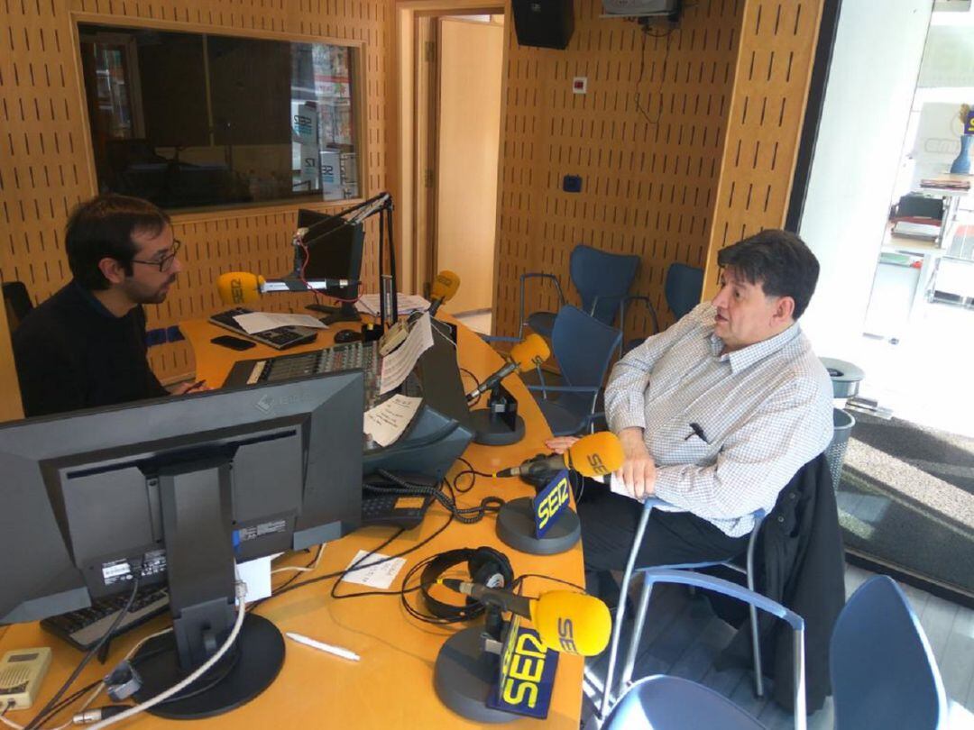 El president d&#039;Assandca, Josep Saravia, en una imatge d&#039;arxiu als estudis de la SER 