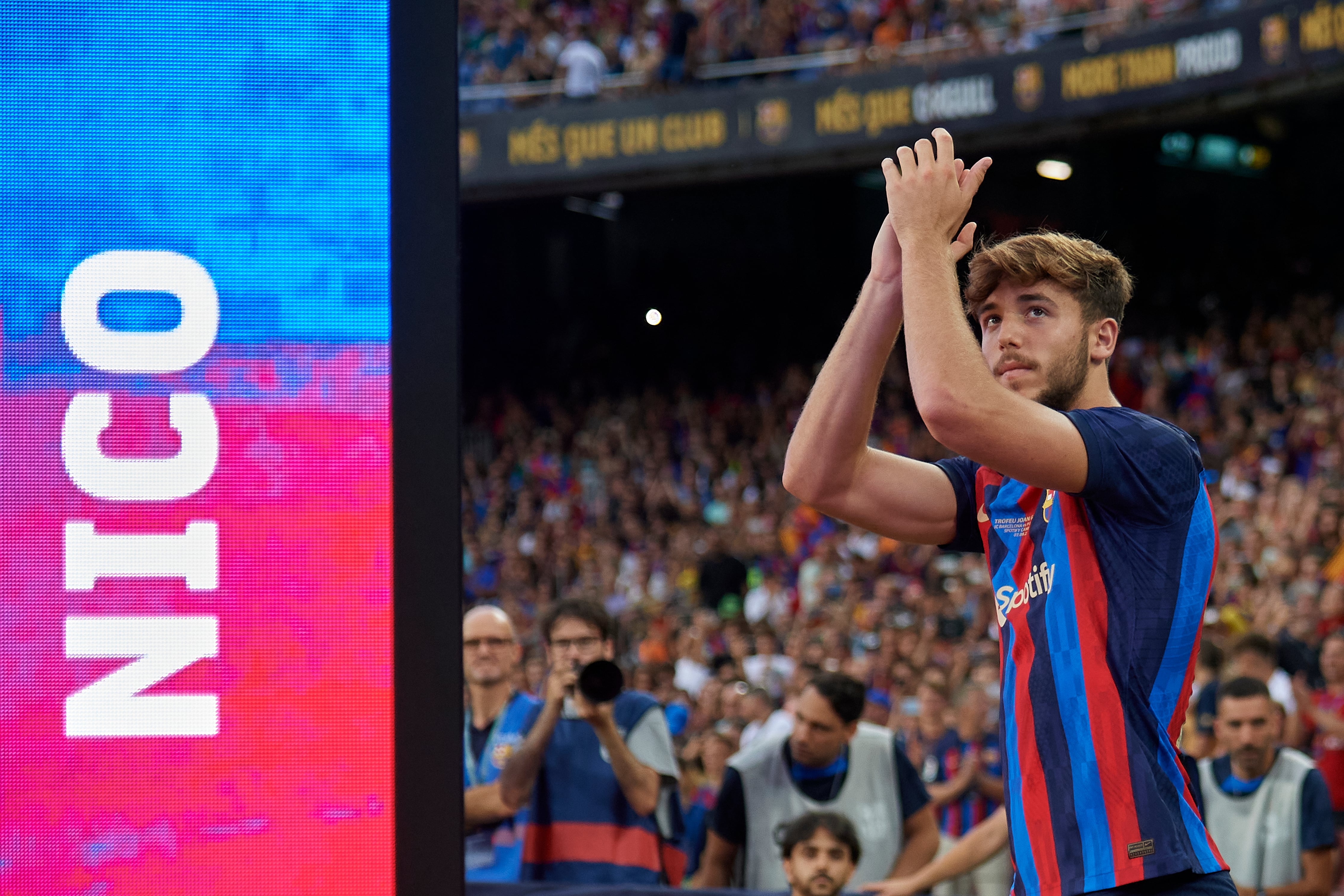 Nico González llega al Oporto como nuevo fichaje procedente del FC Barcelona. (Photo by Jose Breton/Pics Action/NurPhoto via Getty Images)