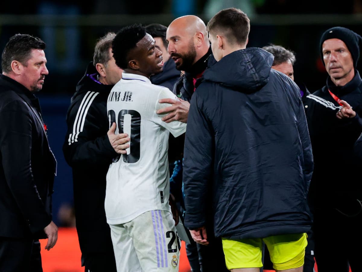 “Te haces un flaco favor”: Pepe Reina desvela como fue su rifirrafe con Vinicius en el Villarreal-Real Madrid