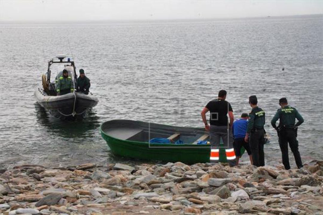 Imagen de archivo de una de las actuaciones de la Guardia Civil con pateras