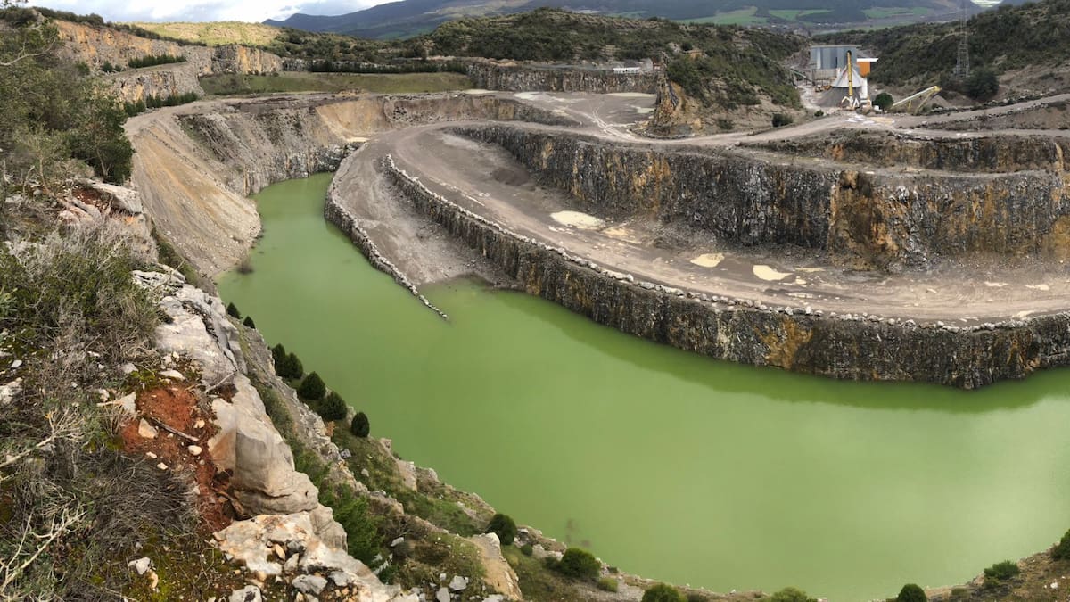 Malestar en el Ayuntamiento de Iruña de Oca: el Gobierno vasco le ha dicho que no es parte interesada en la cantera de Nanclares