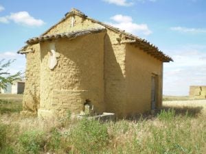 Caseta de era y de pozo en Frechilla