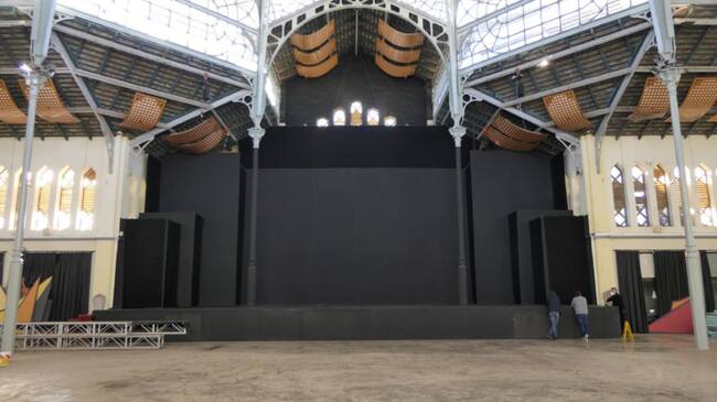 Restauración escenario Antiguo Mercado Público, sede del Festival del Cante Flamenco de las Minas