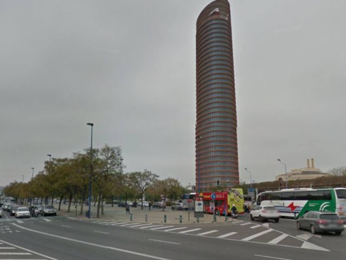 Hoy se abre al tráfico la rotonda de la Torre Pelli