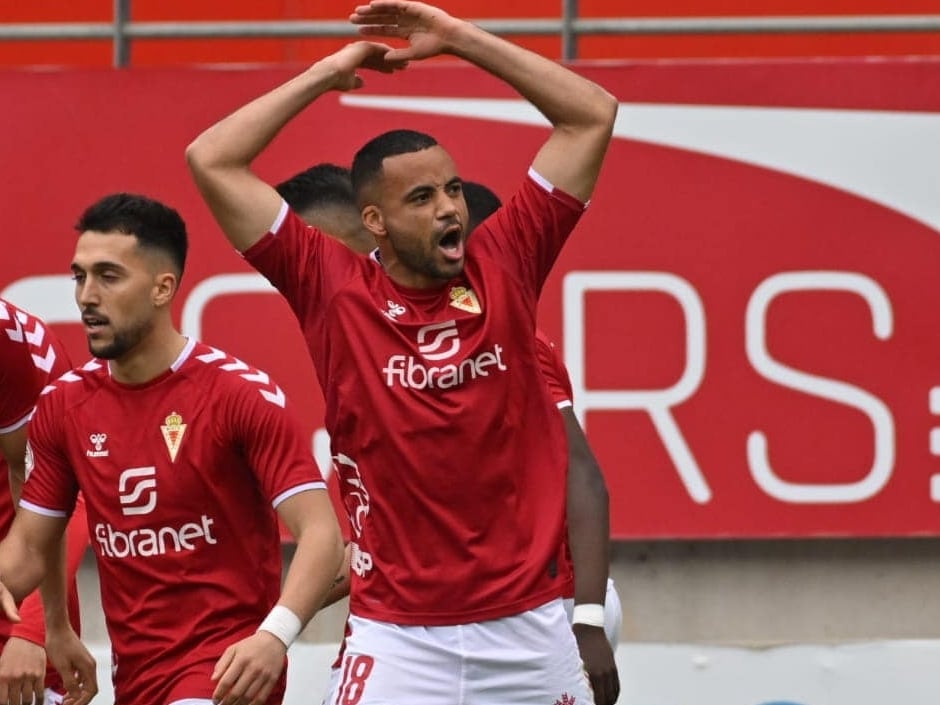 Pablo Ganet durante un partido con el Real Murcia