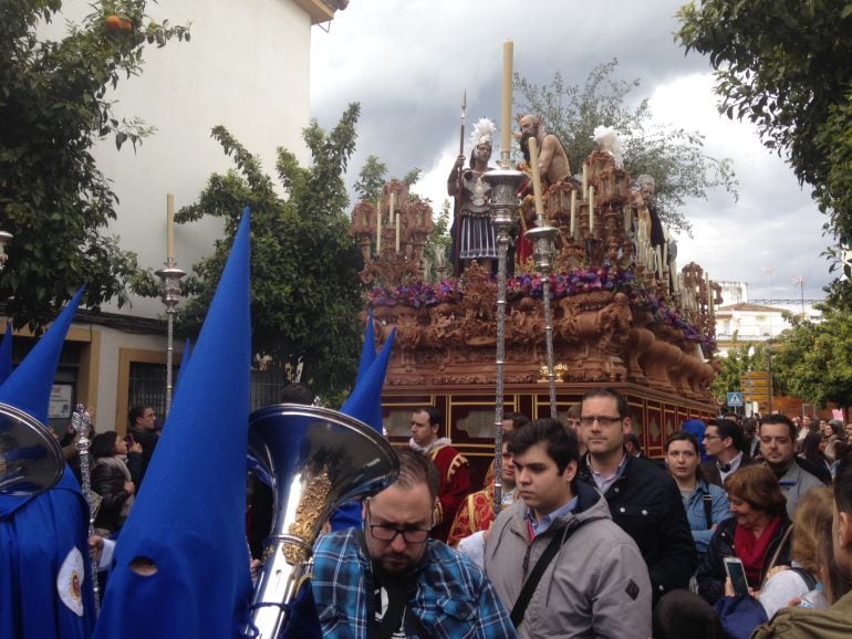 Hermandad del Prendimiento, llegando a la Magdalena