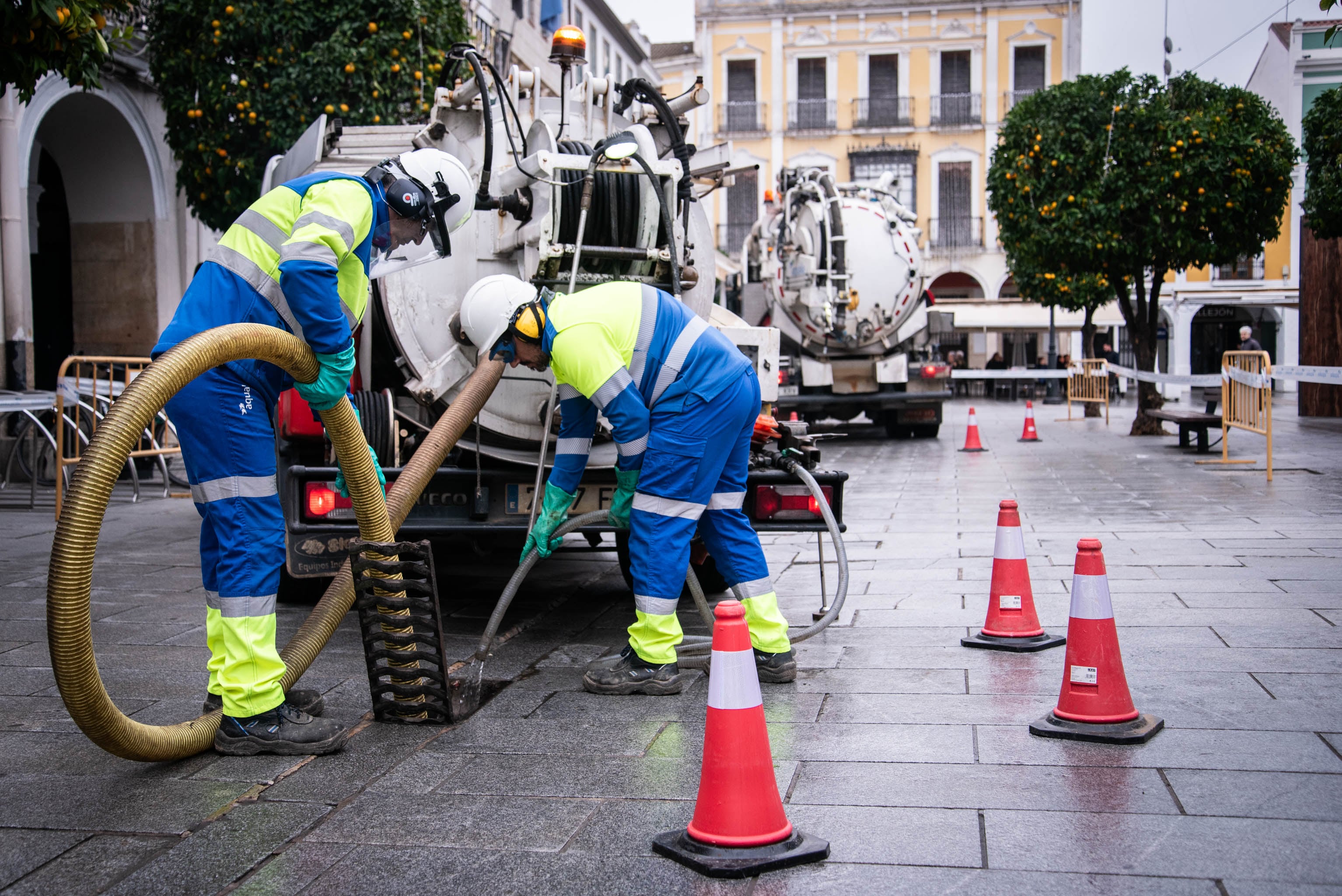 &quot;TRABAJOS EN EL ALCANTARILLADO&quot;