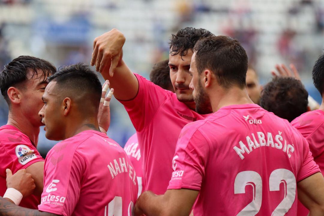 Los blanquiazules celebran un tanto anotado ante el cuadro racinguista