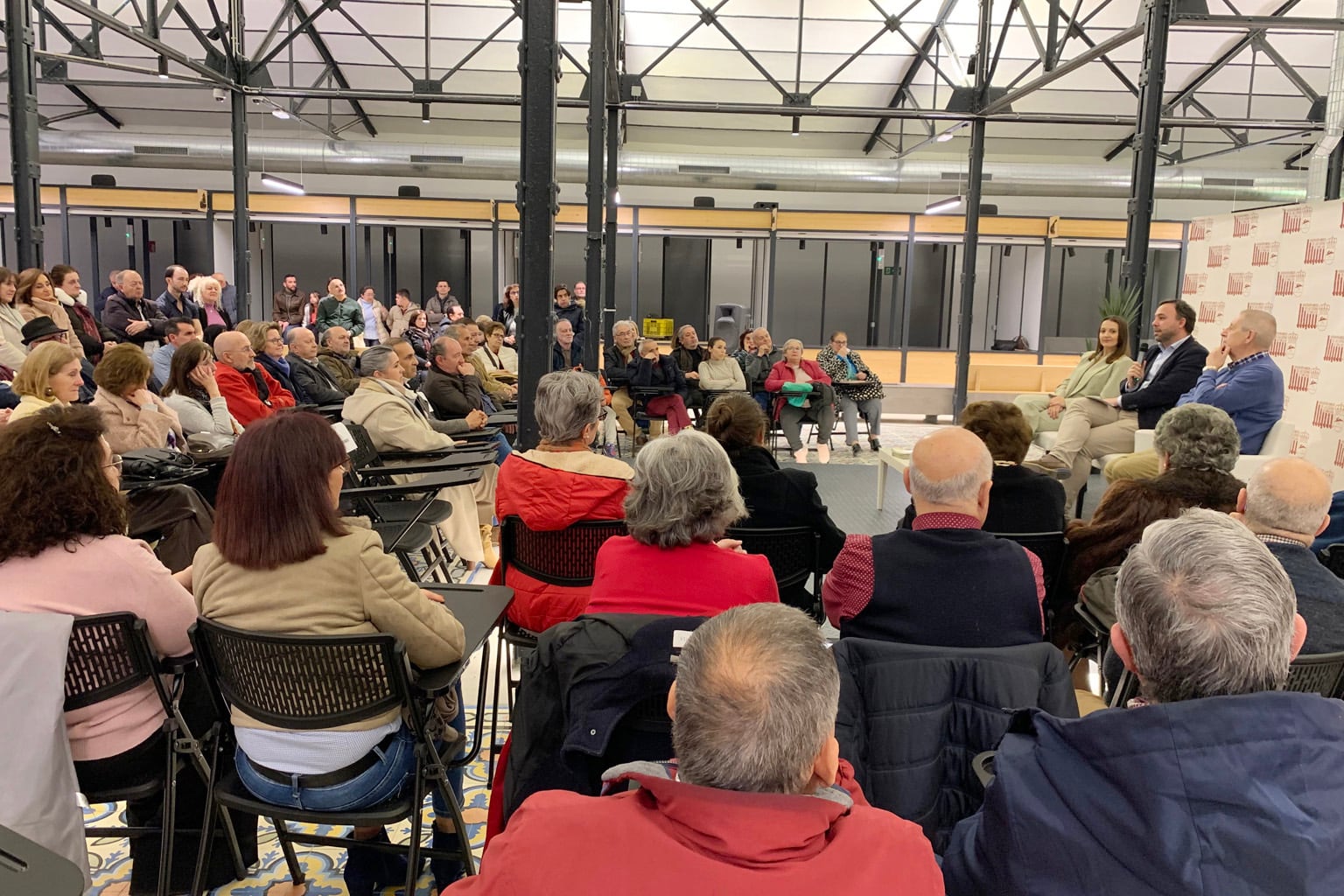 Presentación &quot;Bus Cuevas de Tomelloso&quot;